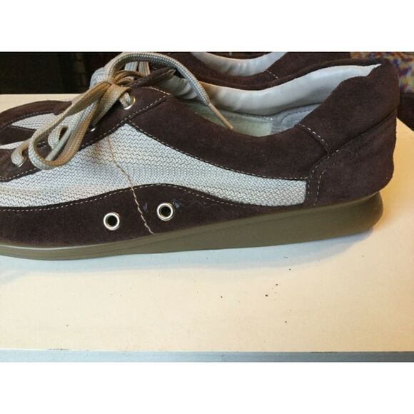 womens NINE WEST brown  walking shoe size 10M - Picture 2 of 4